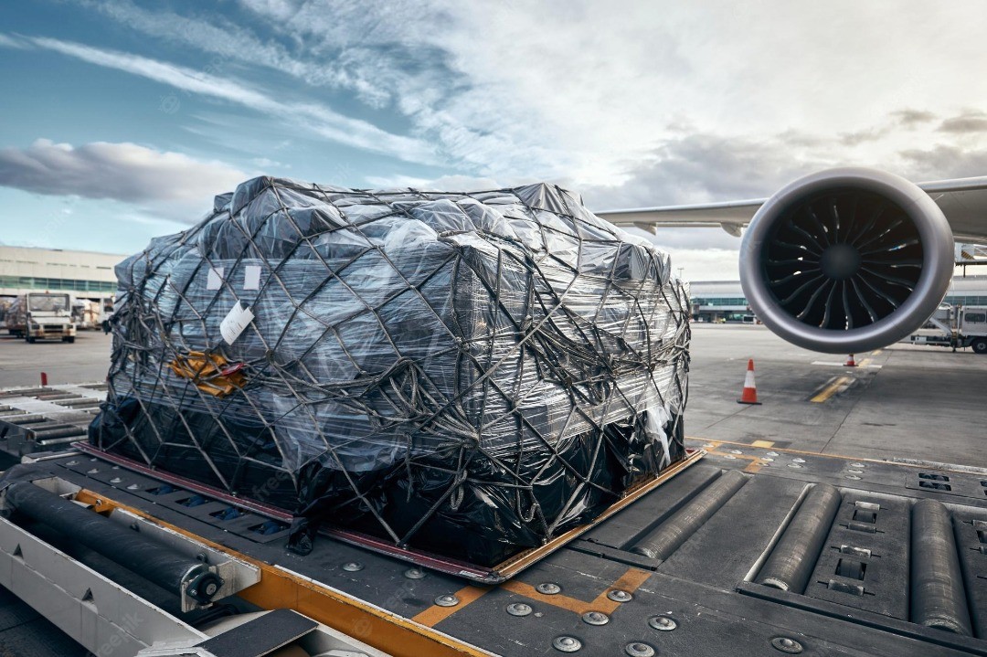 Freight solutions (air, sea and land)